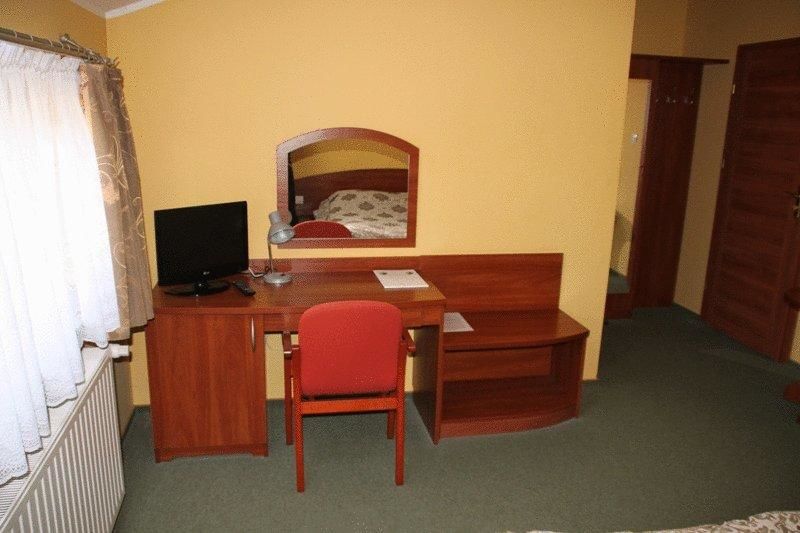 Отель Hotel Przylesie Sierosław-13